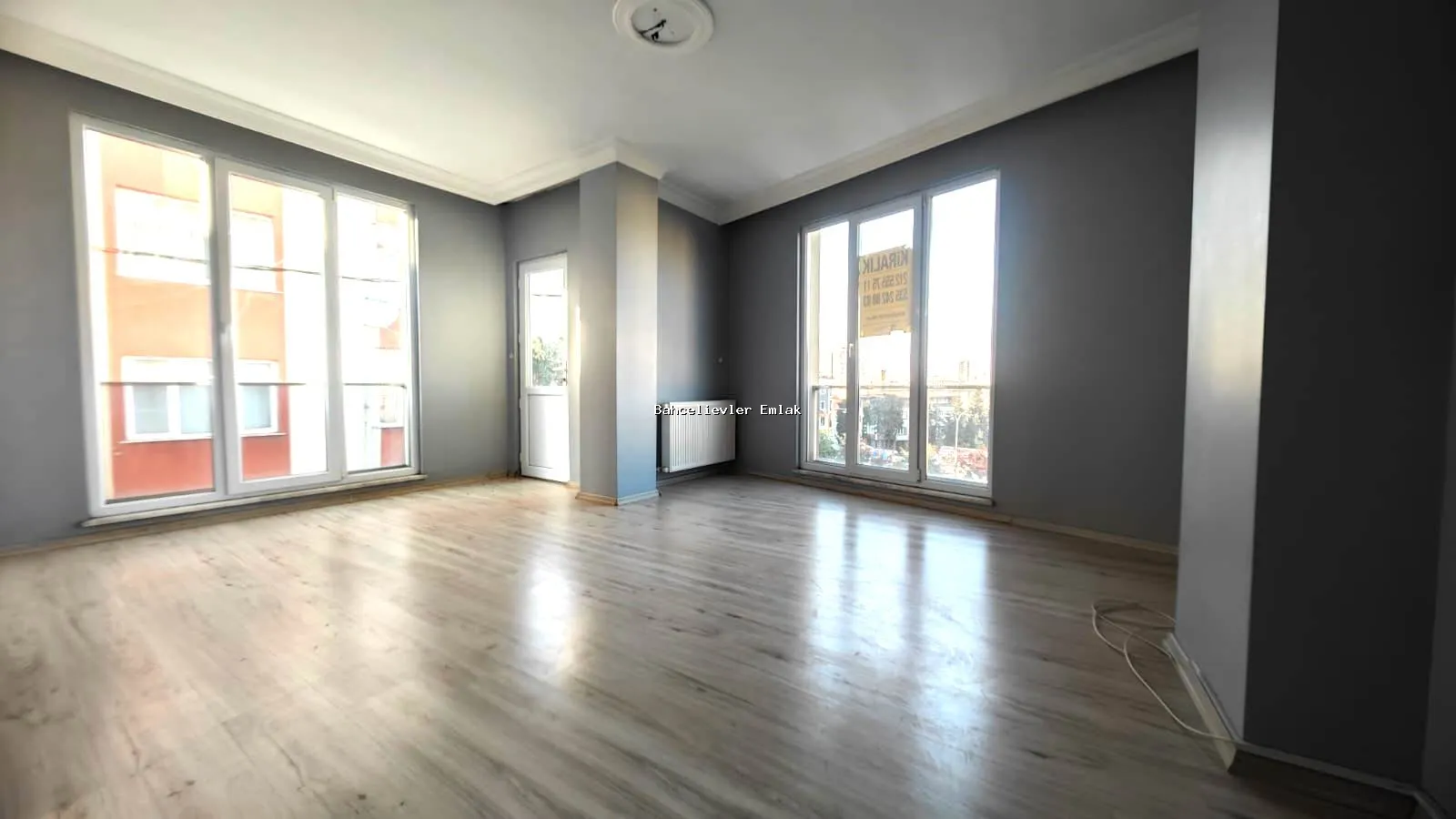 SEFAKÖY TEVFİKBEY KİRALIK YENİ BİNA 2+1 ARAKAT UYGUN DAİRE