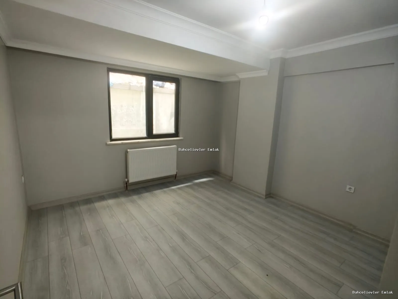 BAHÇELİEVLER SOĞANLI SATILIK SIFIR 2+1 UYGUN FİYATLI LÜKS DAİRE - fotoğraf 4