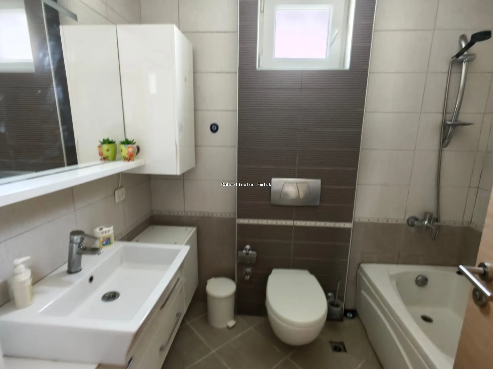 BAHÇELİEVLER SİYAVUŞPAŞA ASANSÖRLÜ KİRALIK FULL EŞYALI 3+1 DAİRE - fotoğraf 7