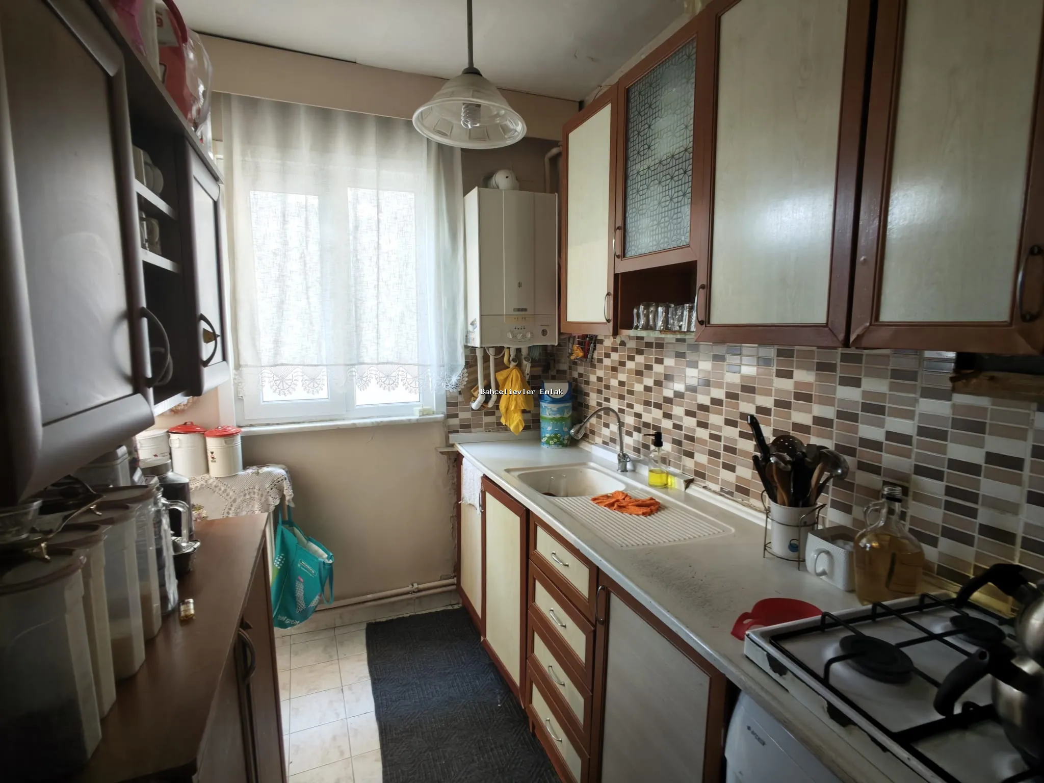 BAHÇELİEVLER İLKYUVA METRO YANINDA 2+1 KİRALIK UYGUN DAİRE - fotoğraf 3
