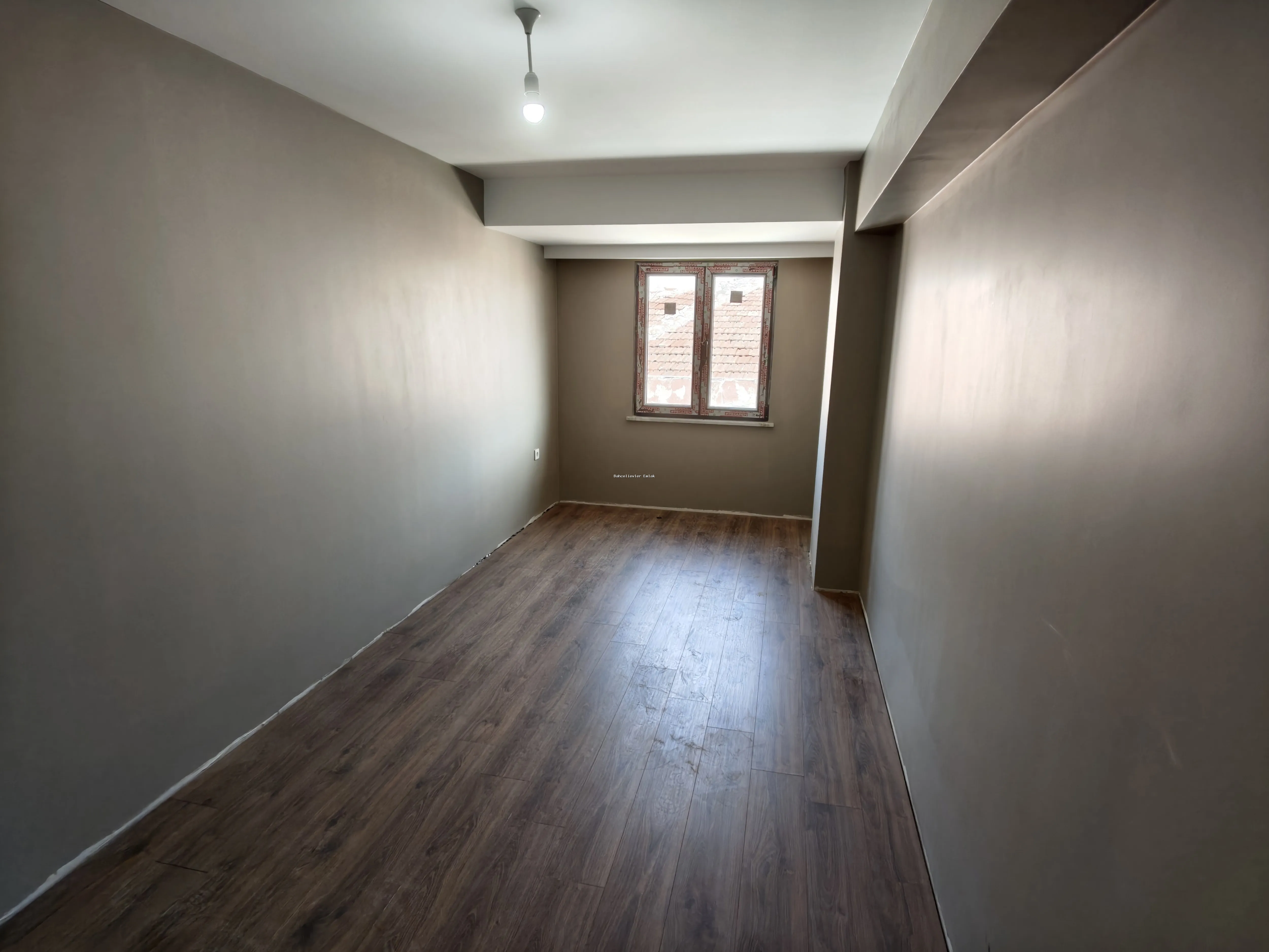 BAHÇELİEVLER BASIN SİTESİ OTOPARKLI SATILIK SIFIR LÜKS 3+1 DAİRE - fotoğraf 6