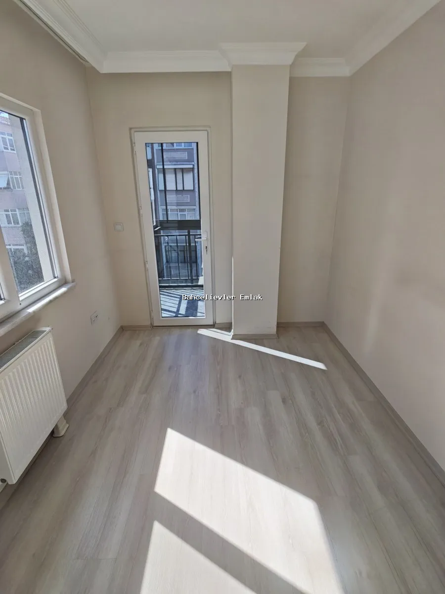 Bakırköy Osmaniye Site İçerisinde Kiralık Lüks 2+1 Uygun Daire - Fotoğraf 20